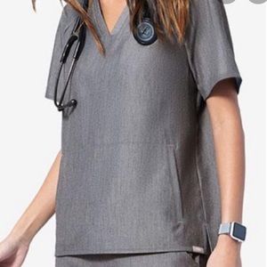 Figs scrub top